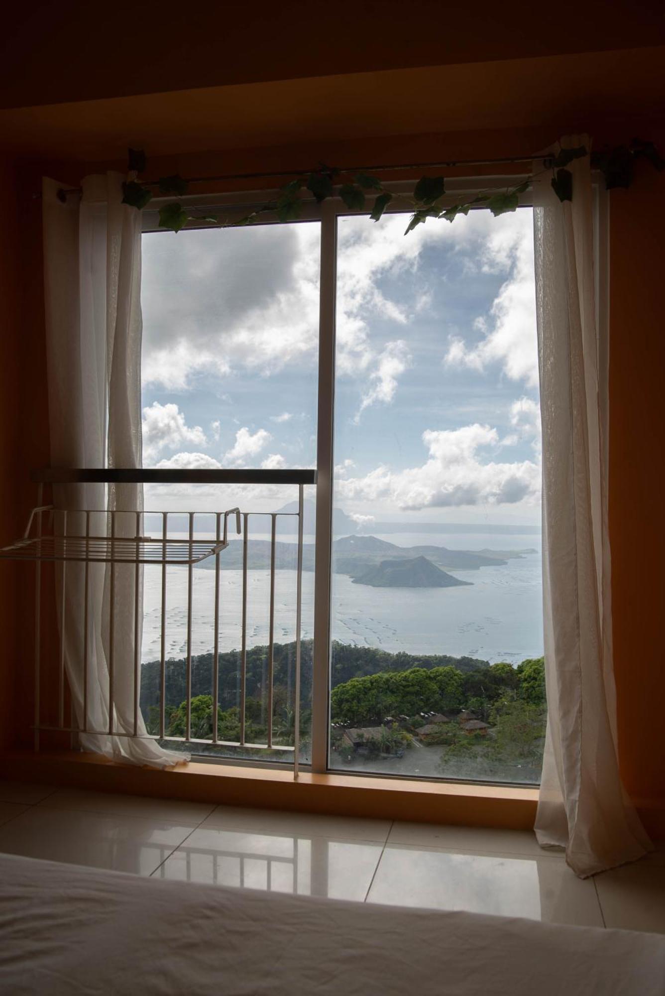 Wind Residences For Rent - Luiice Tagaytay City Ngoại thất bức ảnh